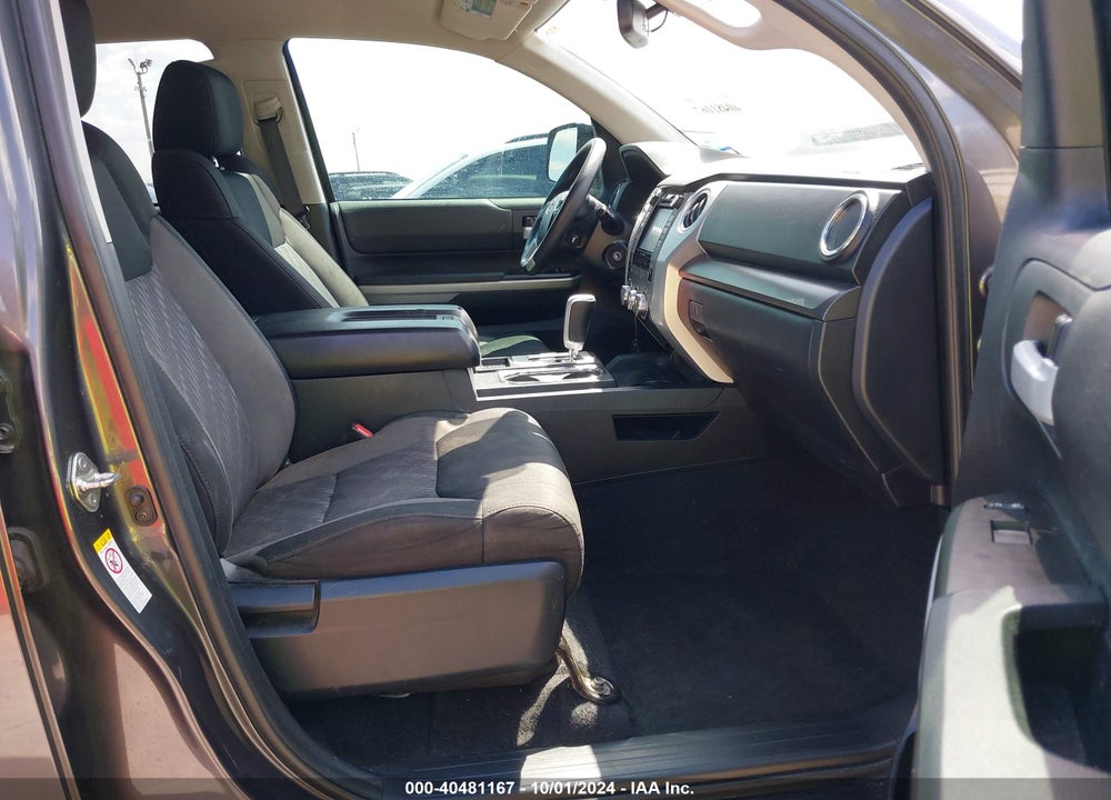 2018 TOYOTA TUNDRA SR5 4.6L V8 VIN: 5TFEM5F13JX125848