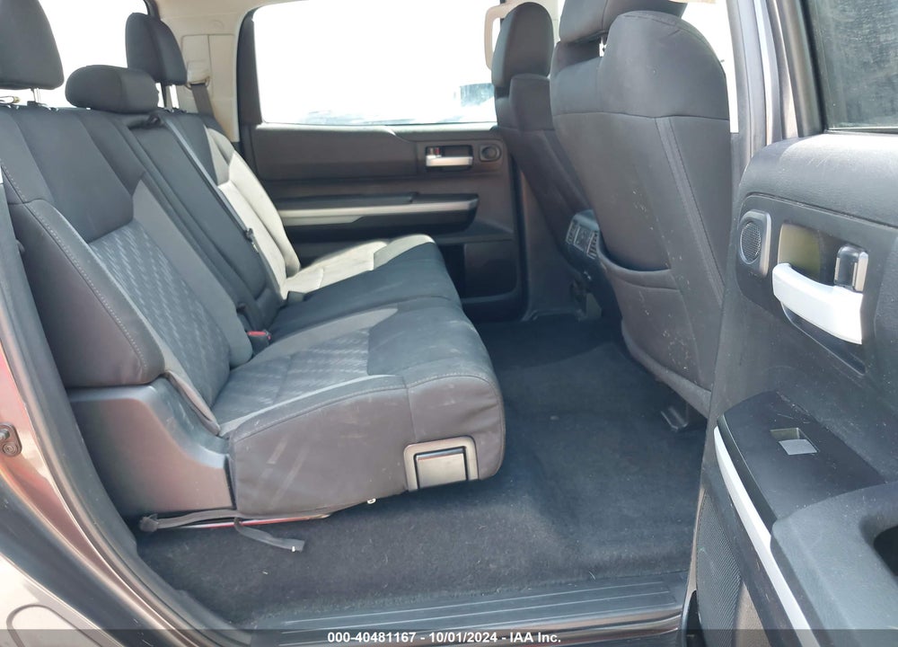 2018 TOYOTA TUNDRA SR5 4.6L V8 VIN: 5TFEM5F13JX125848