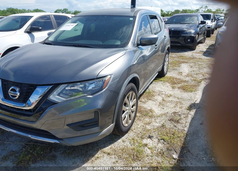 2017 NISSAN ROGUE S VIN: KNMAT2MT0HP565945