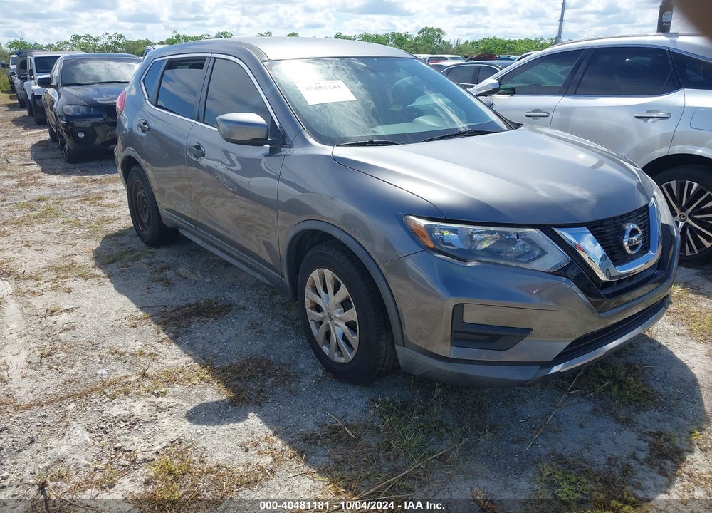 2017 NISSAN ROGUE S VIN: KNMAT2MT0HP565945
