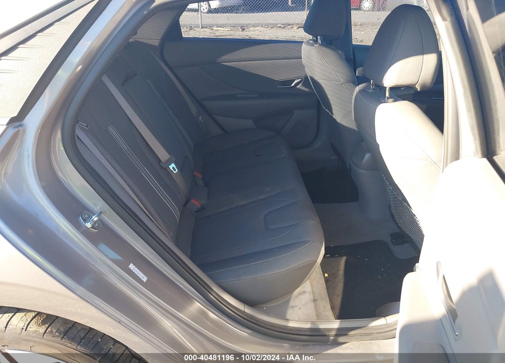 2021 HYUNDAI ELANTRA SEL VIN: KMHLN4AG6MU141828