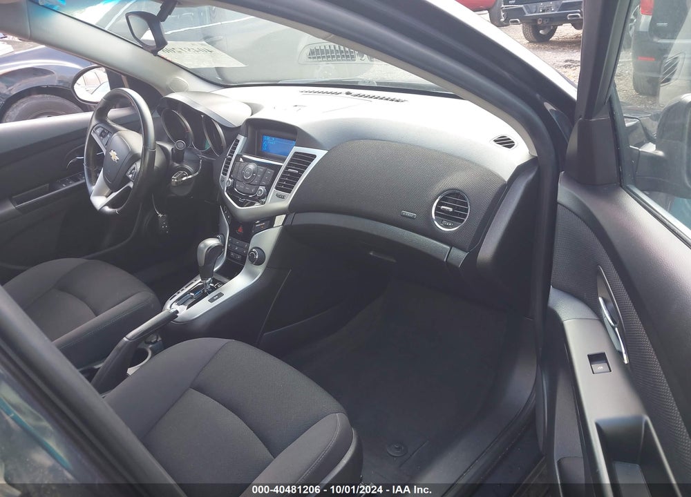 2014 CHEVROLET CRUZE 1LT AUTO VIN: 1G1PC5SB6E7269418