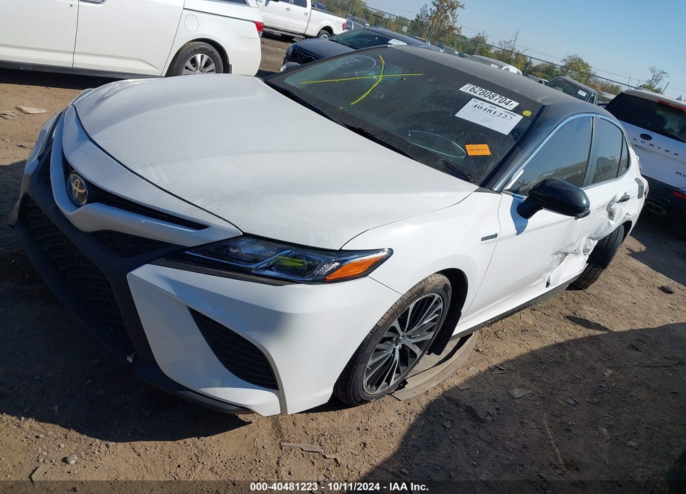 2018 TOYOTA CAMRY HYBRID SE VIN: 4T1B21HKXJU005176