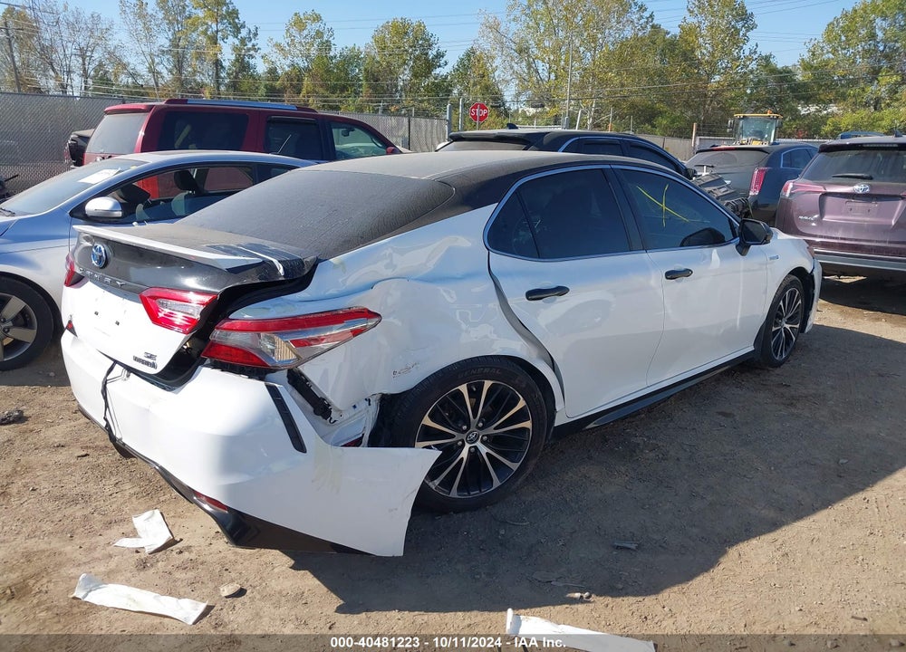 2018 TOYOTA CAMRY HYBRID SE VIN: 4T1B21HKXJU005176