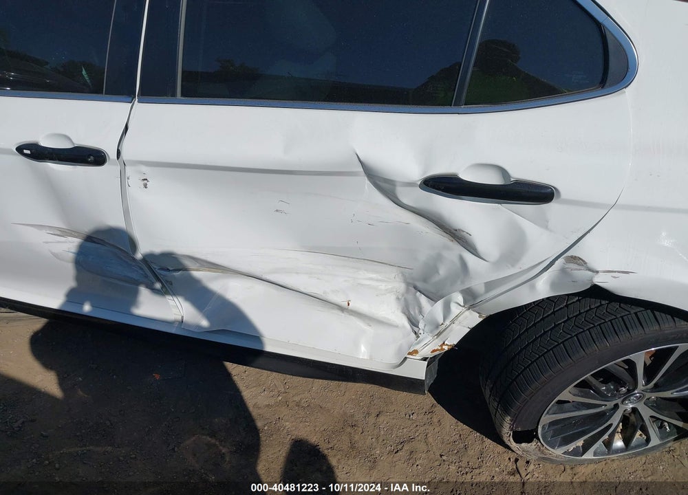 2018 TOYOTA CAMRY HYBRID SE VIN: 4T1B21HKXJU005176