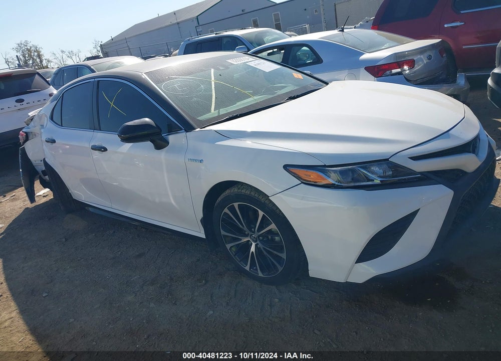 2018 TOYOTA CAMRY HYBRID SE VIN: 4T1B21HKXJU005176