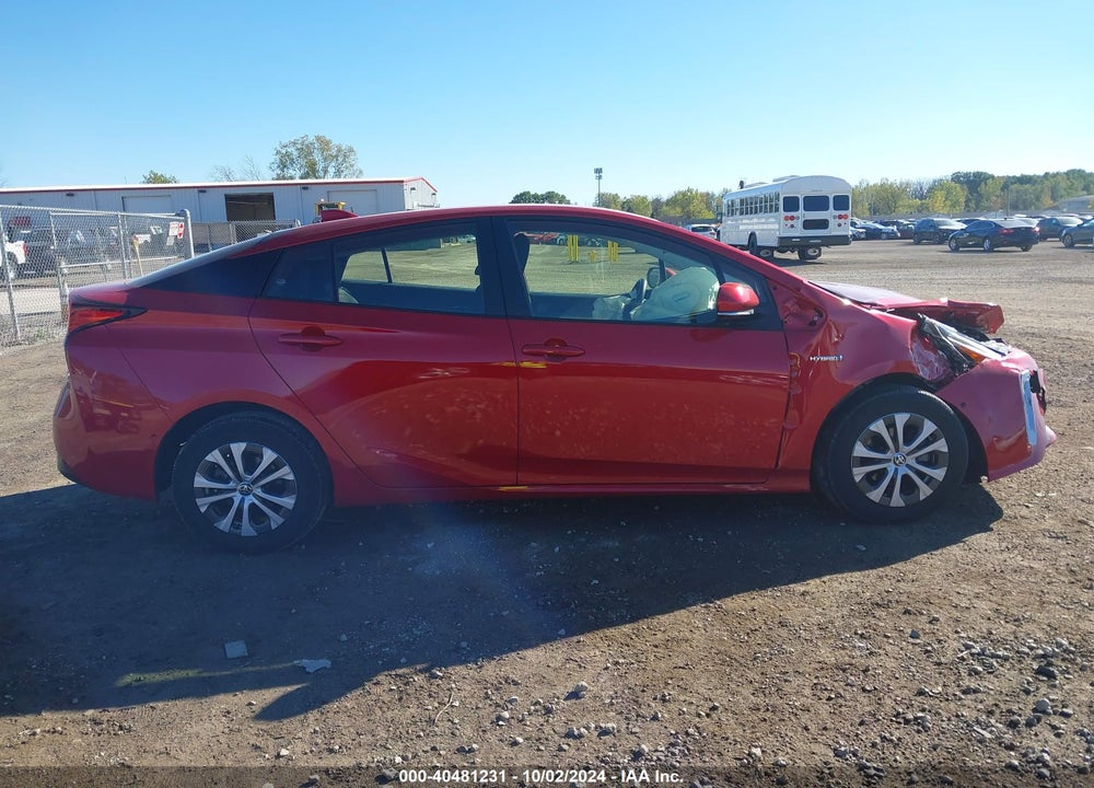 2022 TOYOTA PRIUS LE AWD-E VIN: JTDL9MFU5N3035417