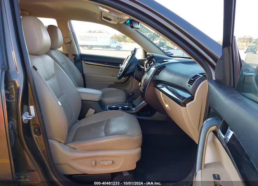 2013 KIA SORENTO EX VIN: 5XYKUDA68DG386335