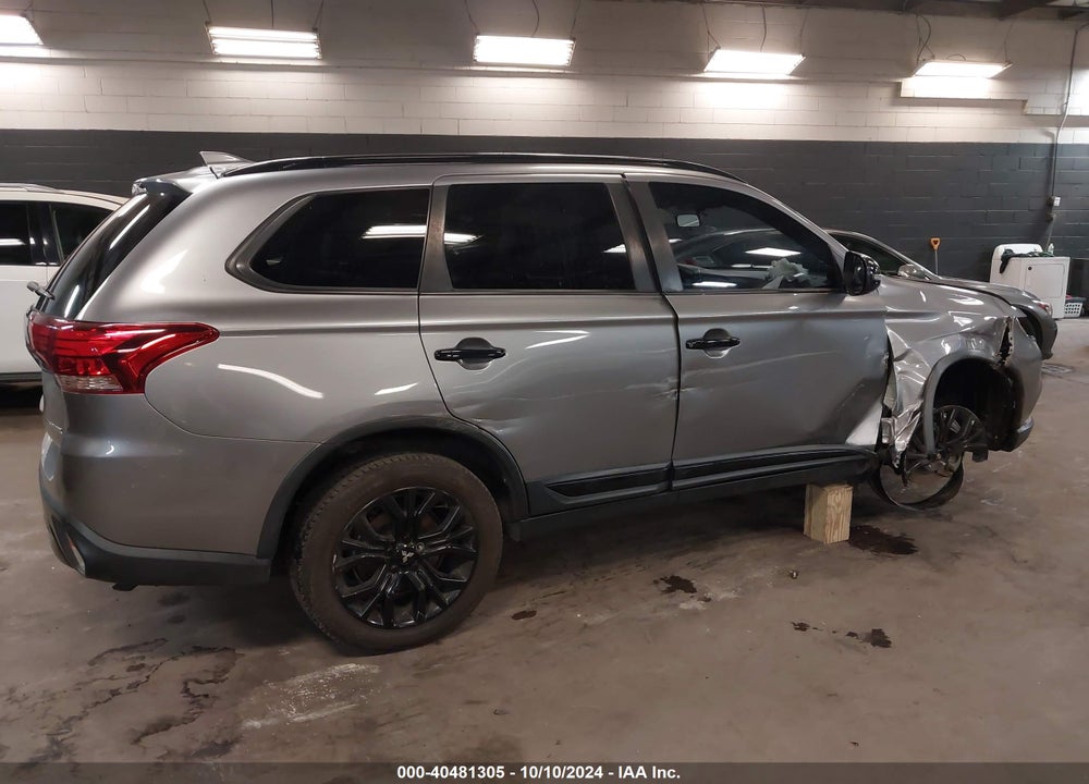 2019 MITSUBISHI OUTLANDER LE VIN: JA4AD3A36KZ025187