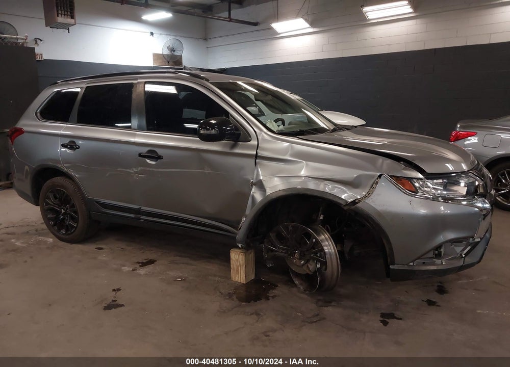 2019 MITSUBISHI OUTLANDER LE VIN: JA4AD3A36KZ025187