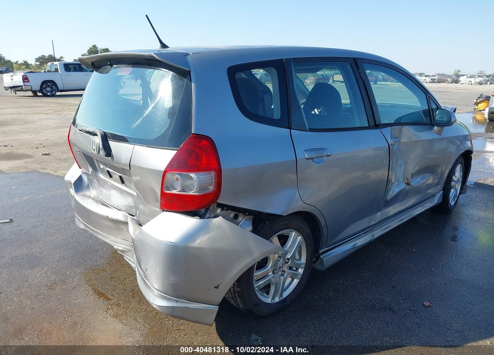 2007 HONDA FIT SPORT VIN: JHMGD386X7S002106