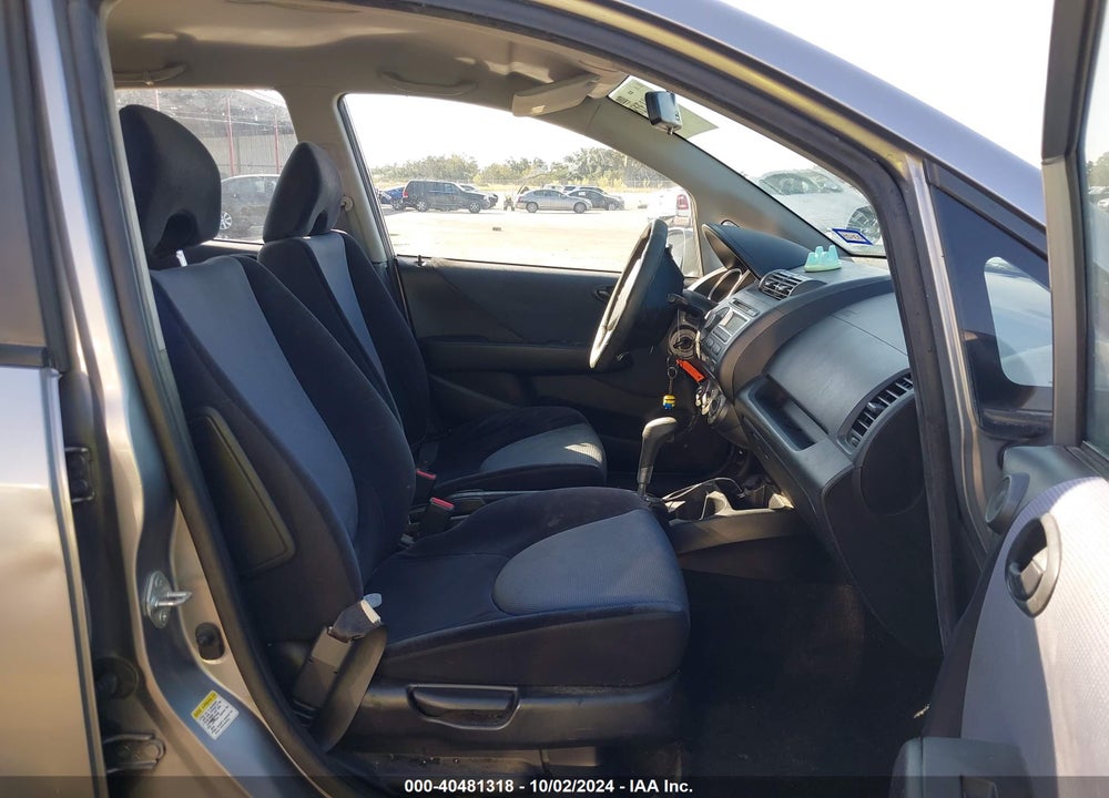 2007 HONDA FIT SPORT VIN: JHMGD386X7S002106