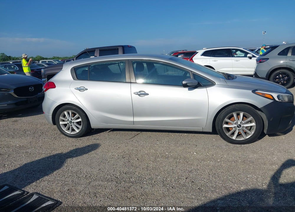 2017 KIA FORTE LX VIN: KNAFK5A83H5674953