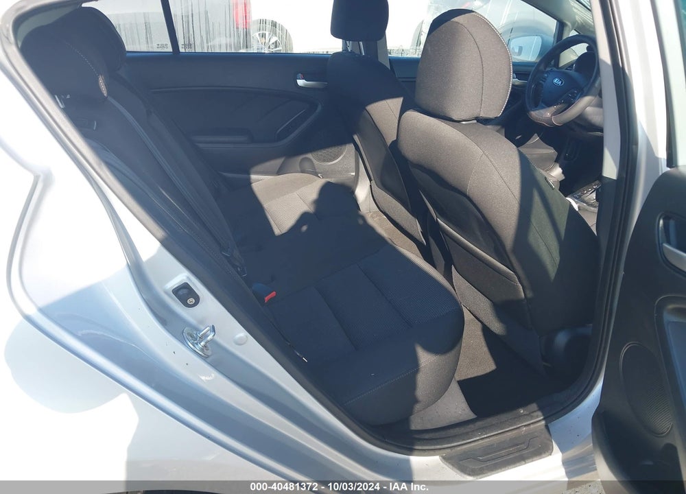 2017 KIA FORTE LX VIN: KNAFK5A83H5674953