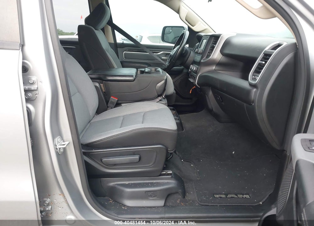 2020 RAM 1500 BIG HORN 4X2 5'7 BOX VIN: 1C6RREFT4LN210353