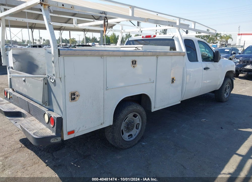 2013 CHEVROLET SILVERADO 2500HD VIN: 1GB2CVCG4DZ412921