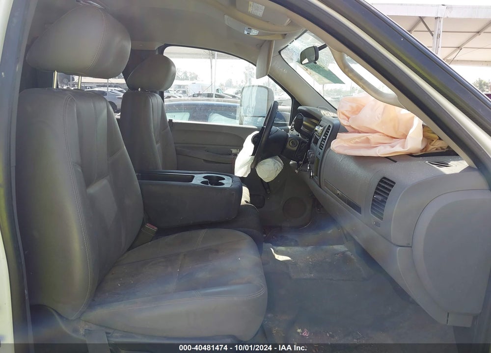 2013 CHEVROLET SILVERADO 2500HD VIN: 1GB2CVCG4DZ412921