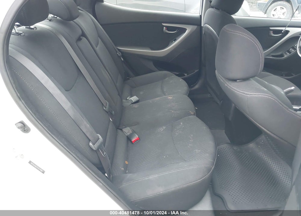 2015 HYUNDAI ELANTRA SE VIN: 5NPDH4AE1FH574985