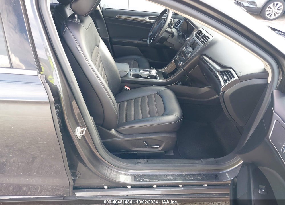 2017 FORD FUSION SE VIN: 3FA6P0HD9HR148601