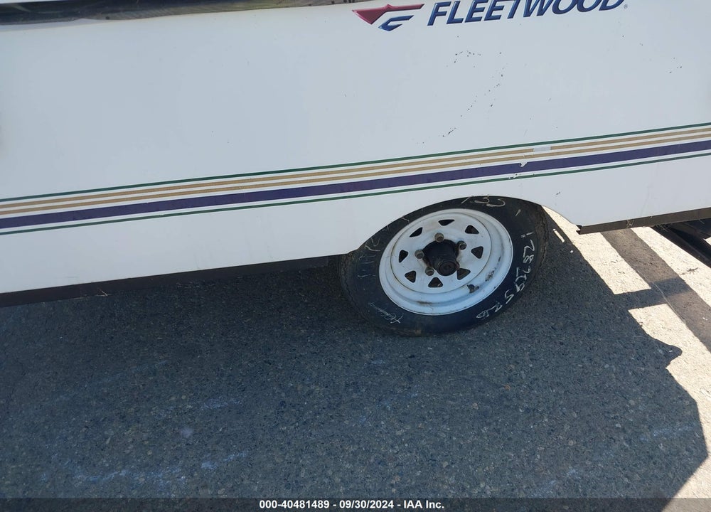 2008 FLEETWOOD CMP VIN: 4CG675E1X87205656