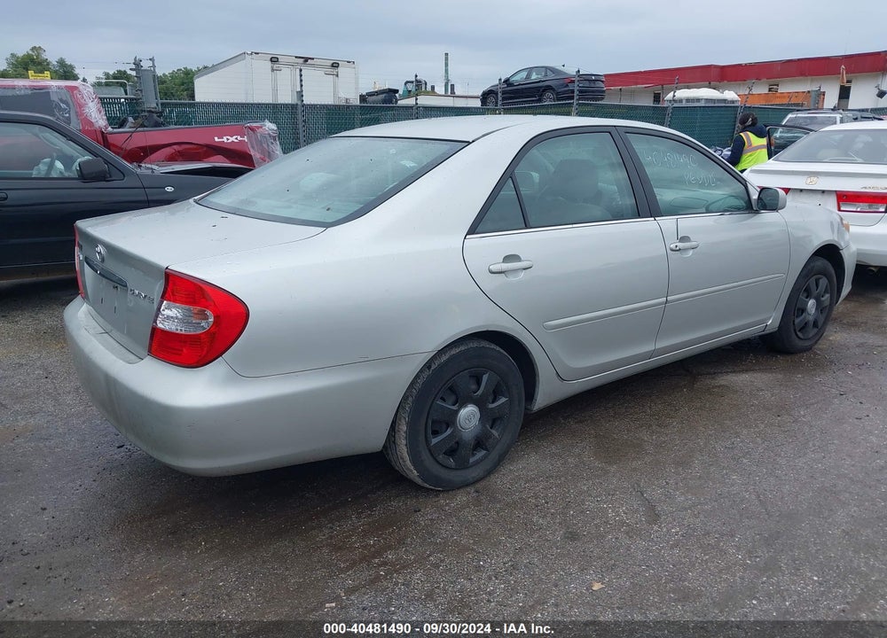 2002 TOYOTA CAMRY LE VIN: 4T1BE32K02U018290