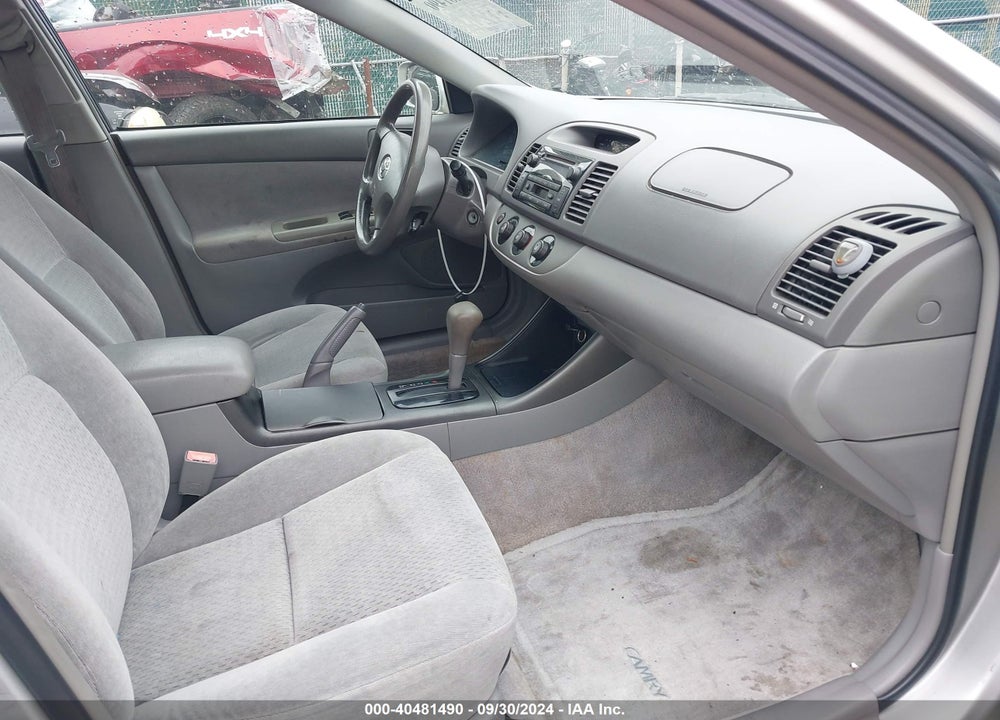 2002 TOYOTA CAMRY LE VIN: 4T1BE32K02U018290