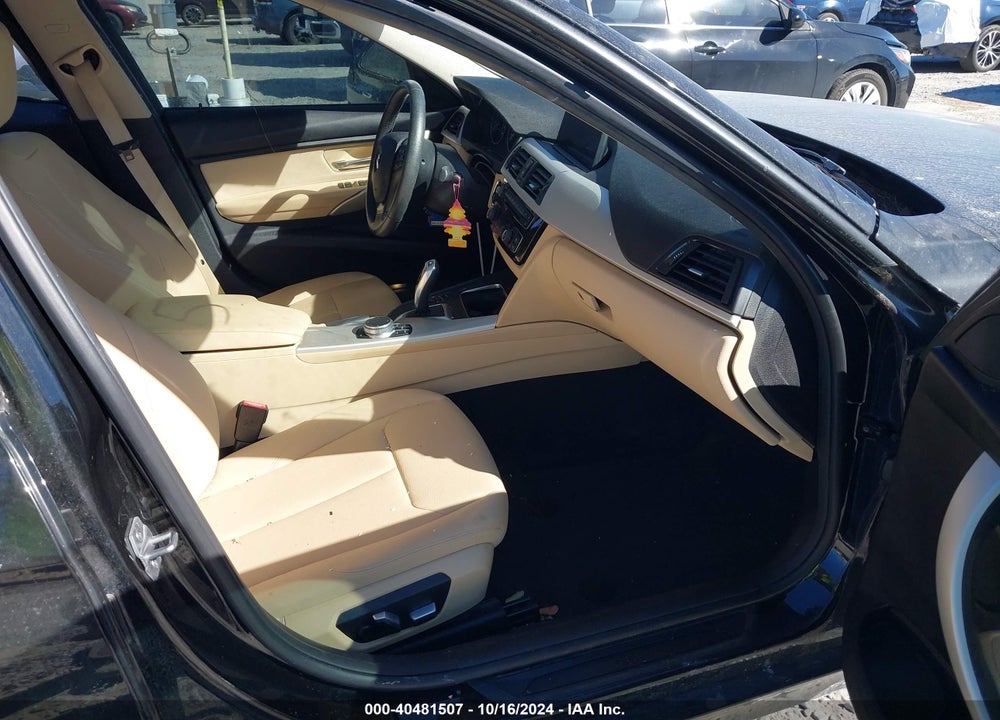 2018 BMW 320I VIN: WBA8E1G51JNU89201