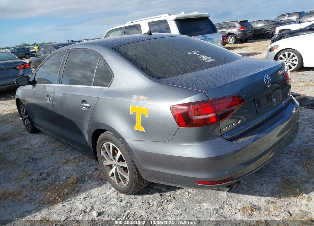 2017 VOLKSWAGEN JETTA 1.4T SE VIN: 3VWDB7AJ4HM395785