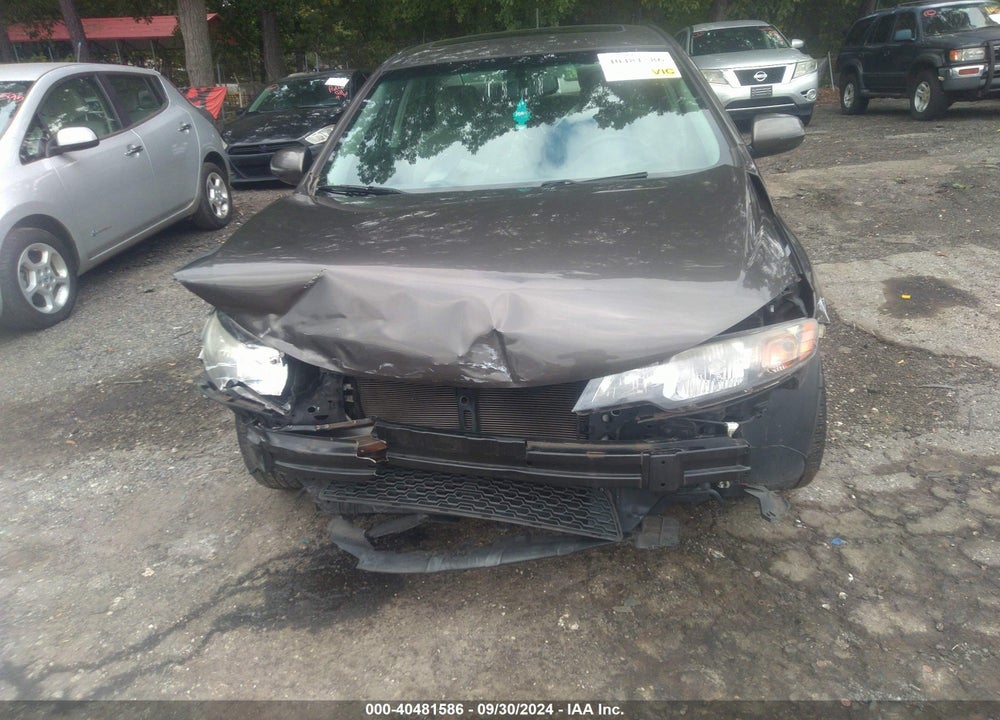 2011 KIA FORTE VIN: KNAFU4A22B5443999
