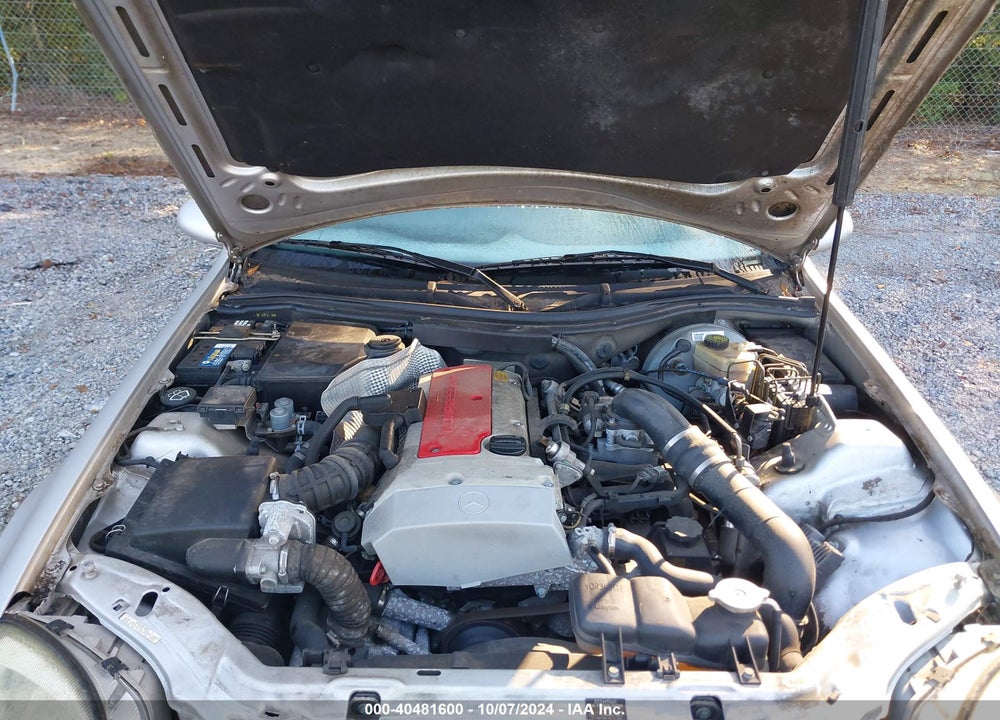 1999 MERCEDES-BENZ SLK 230 KOMPRESSOR VIN: WDBKK47F3XF128887