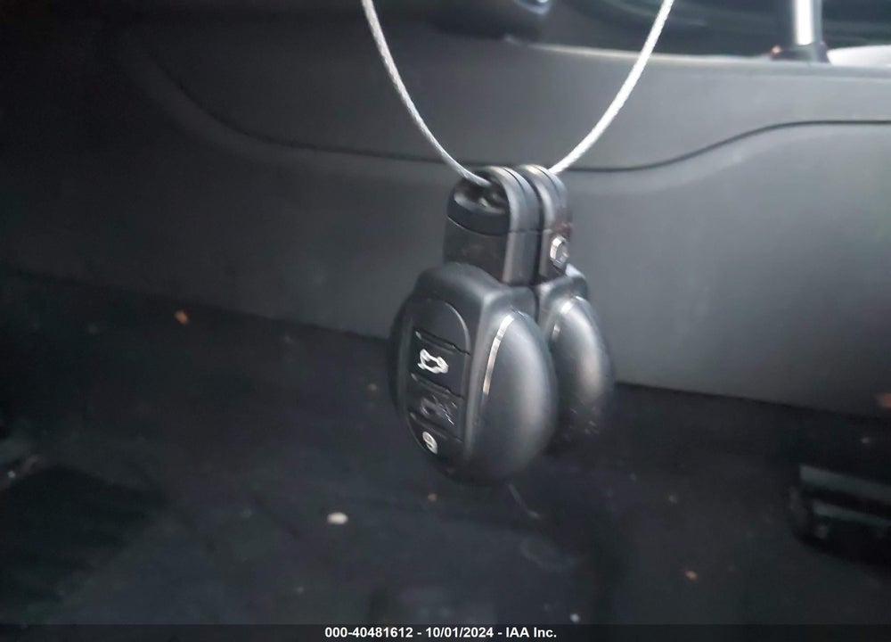 2019 MINI CLUBMAN COOPER S VIN: WMWLN9C52K2E51884