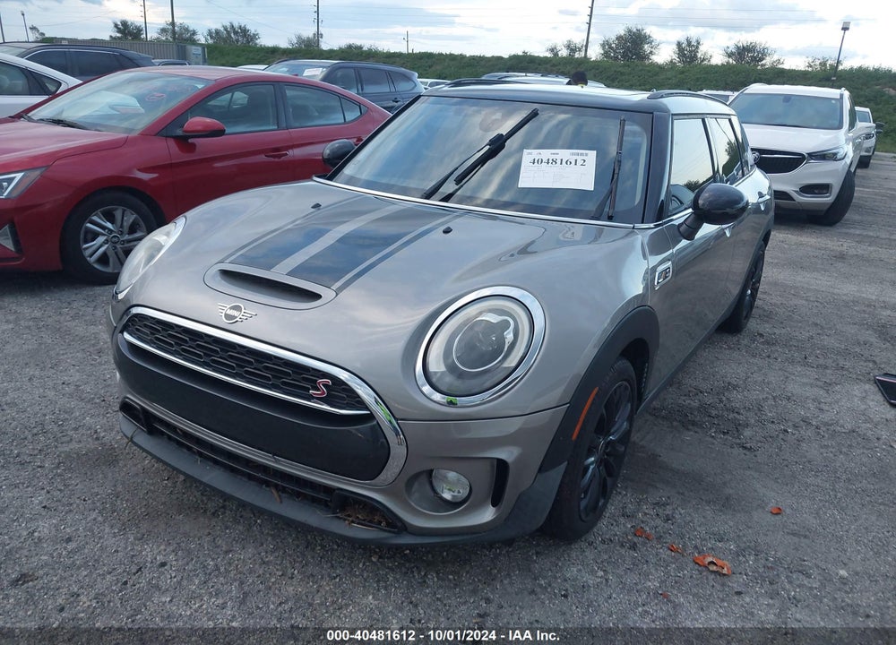 2019 MINI CLUBMAN COOPER S VIN: WMWLN9C52K2E51884