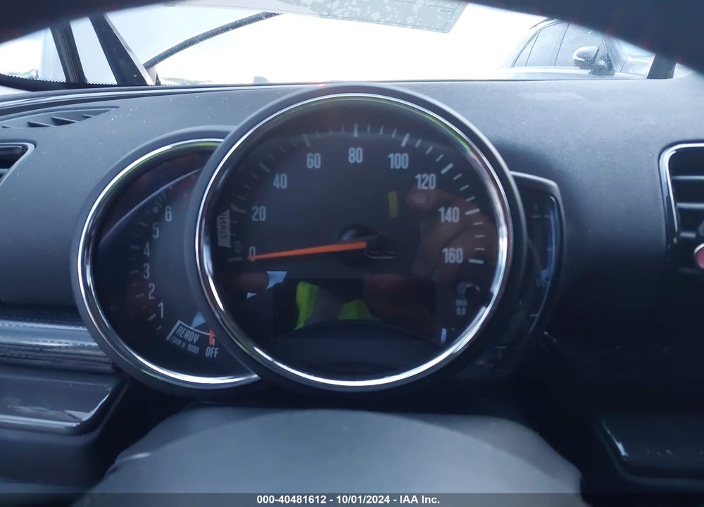 2019 MINI CLUBMAN COOPER S VIN: WMWLN9C52K2E51884