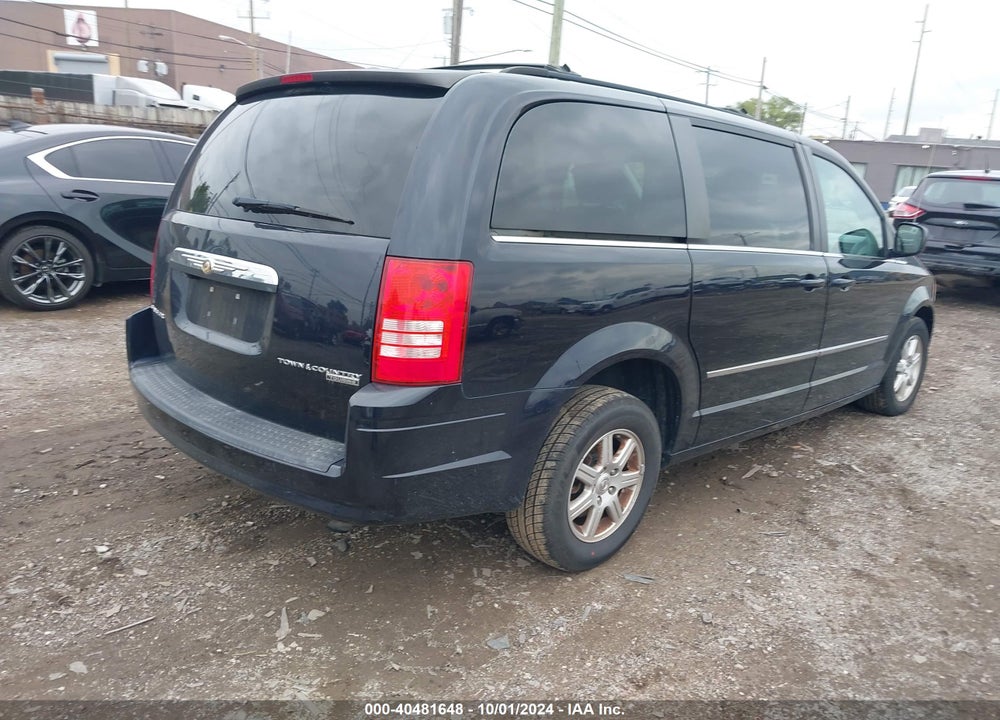 2010 CHRYSLER TOWN & COUNTRY TOURING VIN: 2A4RR5D15AR442870