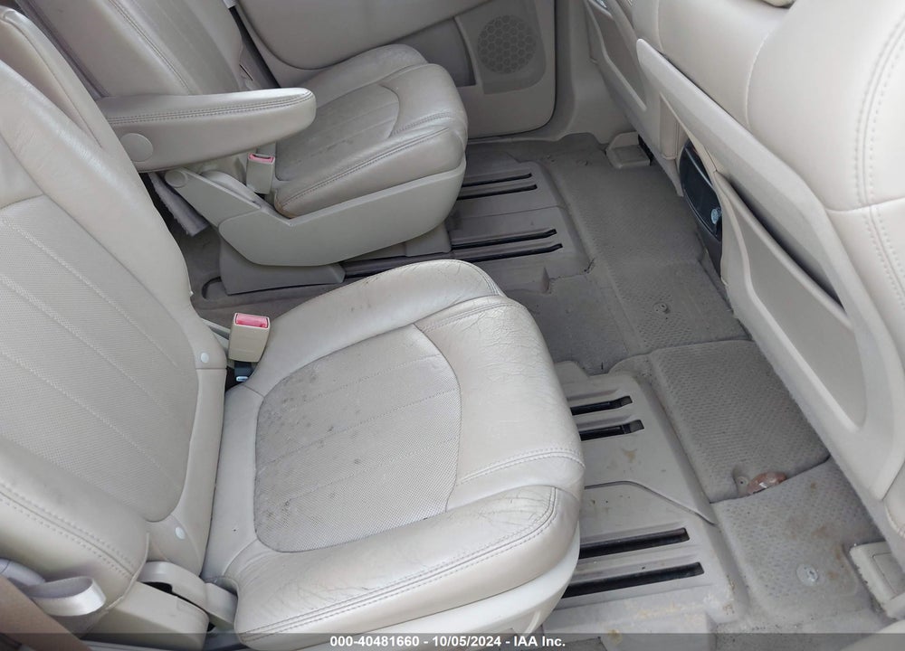 2010 BUICK ENCLAVE 1XL VIN: 5GALRBED3AJ232227