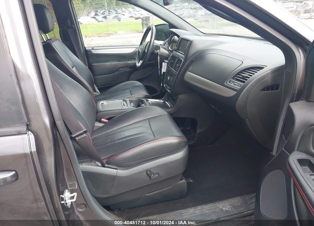 2019 DODGE GRAND CARAVAN GT VIN: 2C4RDGEG7KR750403