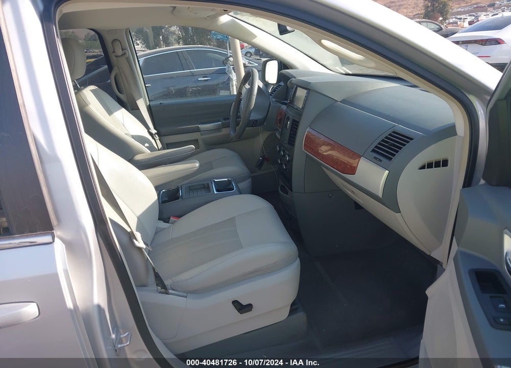 2008 CHRYSLER TOWN & COUNTRY TOURING VIN: 2A8HR54P48R781371