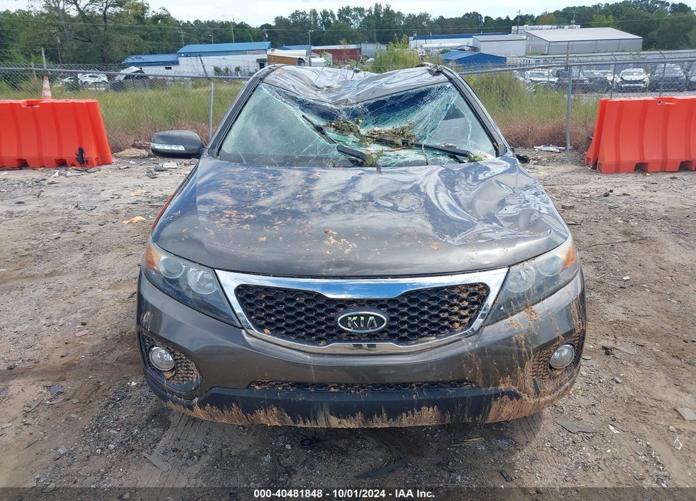2013 KIA SORENTO EX VIN: 5XYKU4A60DG418257