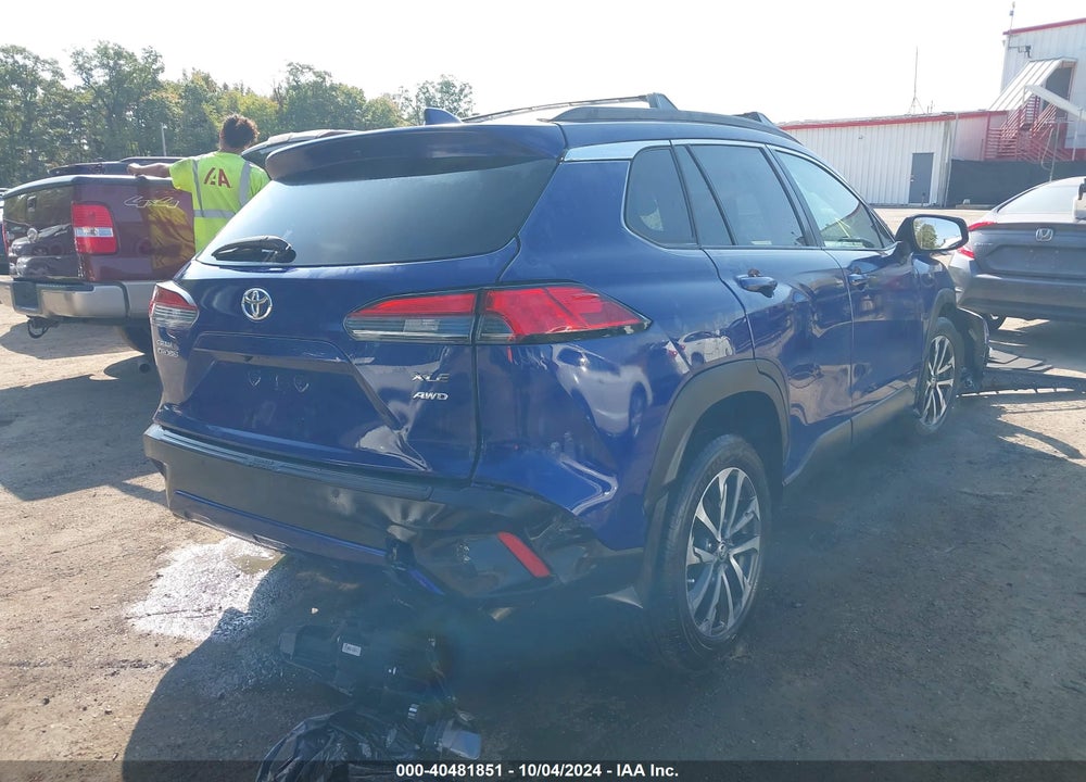 2022 TOYOTA COROLLA CROSS XLE VIN: 7MUDAABG5NV039935