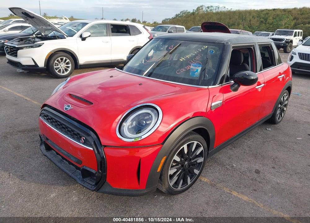 2022 MINI HARDTOP COOPER S VIN: WMW53DK04N2R31188