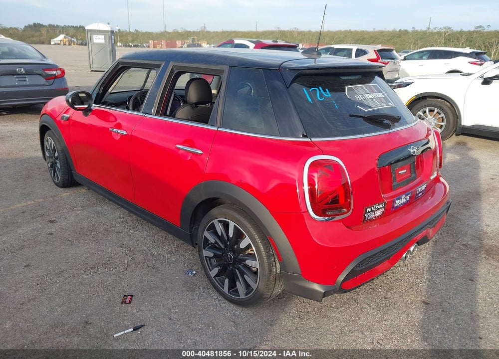 2022 MINI HARDTOP COOPER S VIN: WMW53DK04N2R31188
