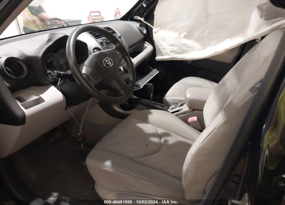 2009 TOYOTA RAV4 VIN: JTMBF33V695002531