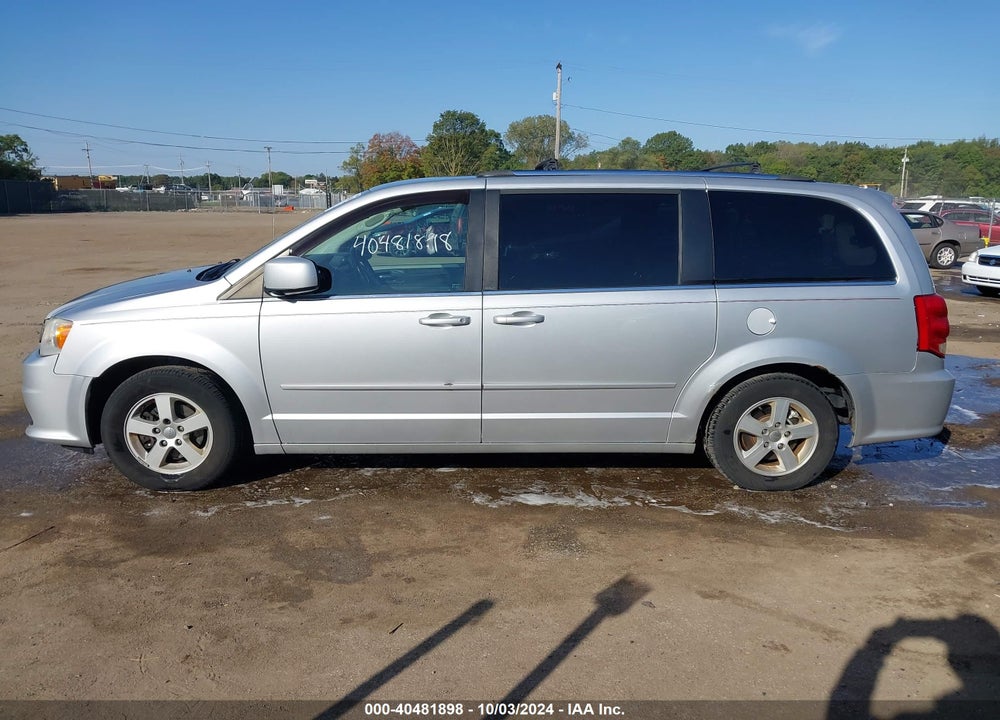 2011 DODGE GRAND CARAVAN CREW VIN: 2D4RN5DG4BR648014