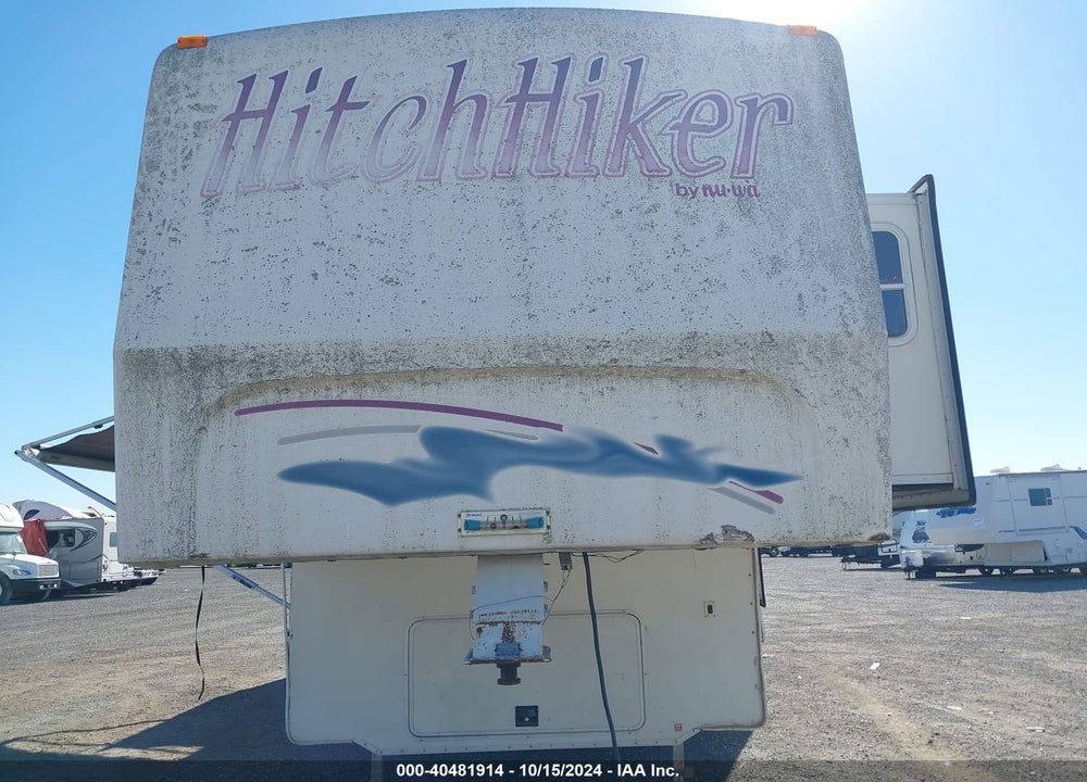 1999 NU-WA HITCH HIKER M32 VIN: 1NW32KR04XD072132
