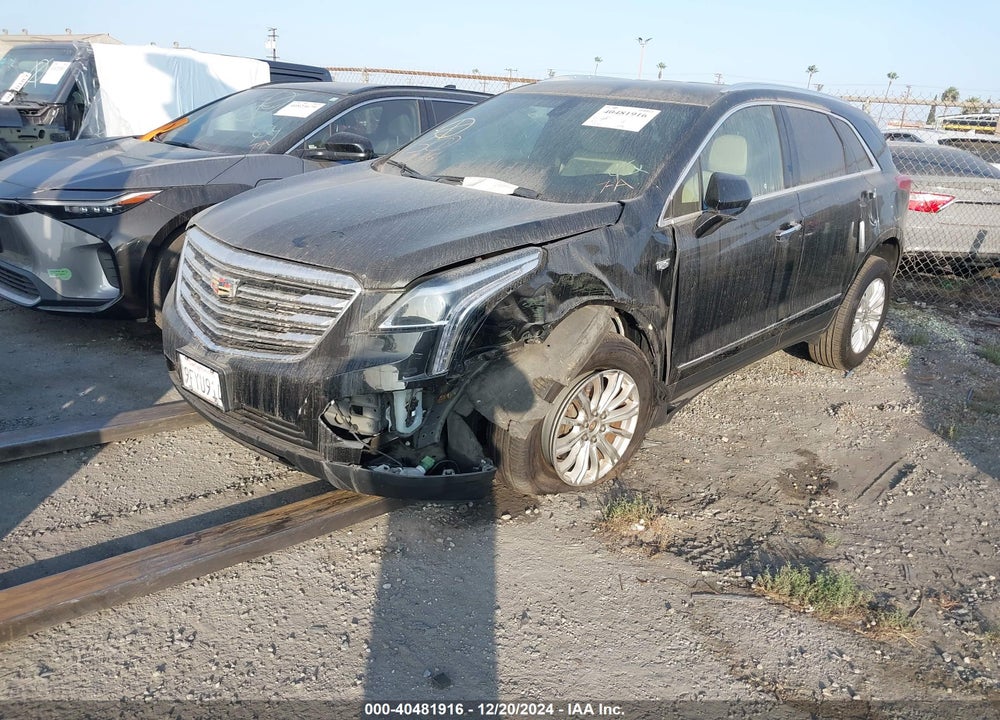 2019 CADI XT5 VIN: 1GYKNAR52K2283594