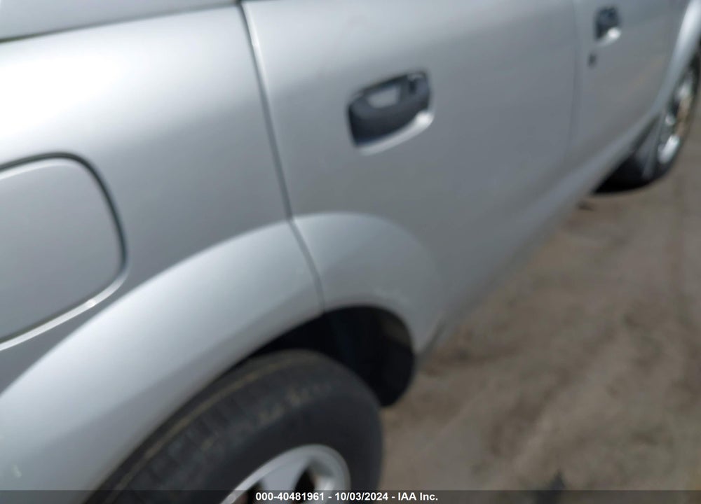 2003 SATURN VUE 4 CYL VIN: 5GZCZ43D83S908793