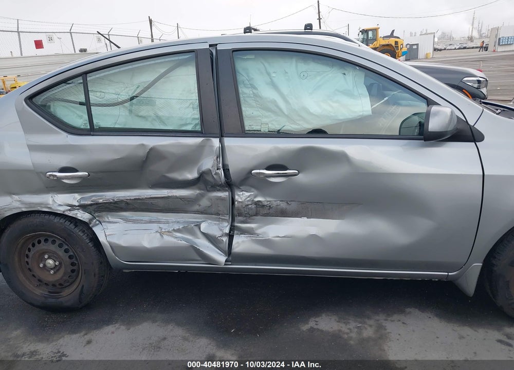 2013 NISSAN VERSA 1.6 SV VIN: 3N1CN7AP6DL887120
