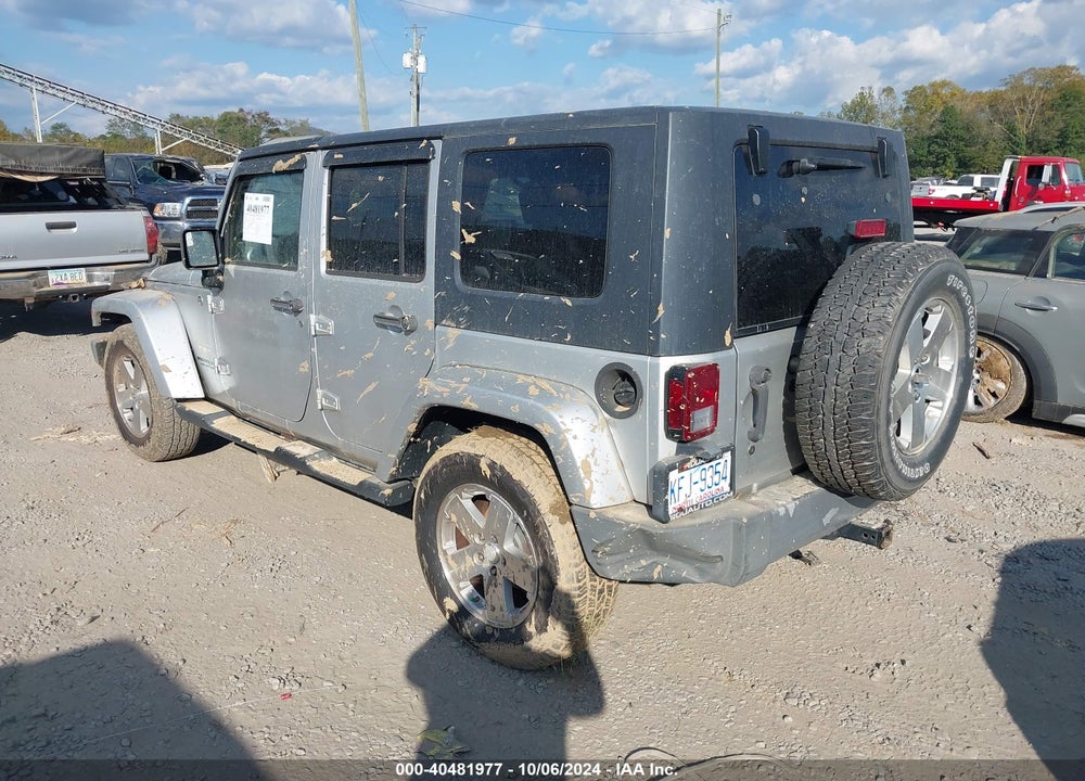 2008 JEEP WRANGLER UNLIMITED SAHARA VIN: 1J4GA59178L576001