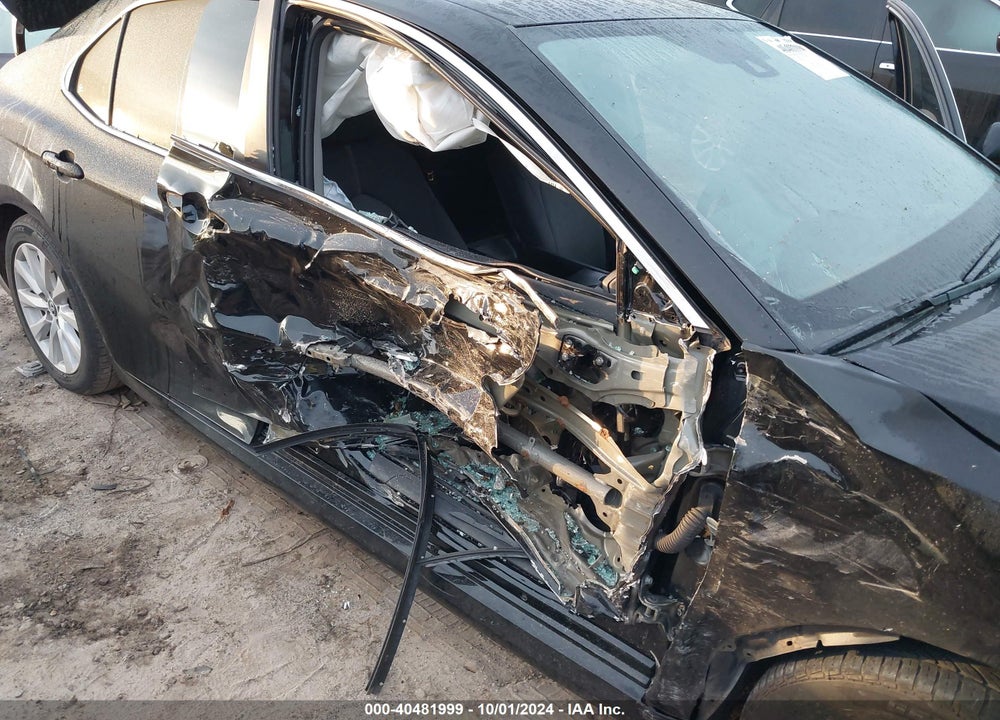 2019 TOYOTA CAMRY LE VIN: 4T1B11HK6KU176155