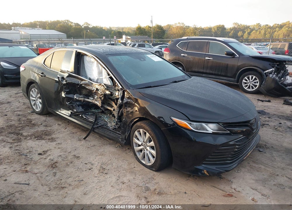 2019 TOYOTA CAMRY LE VIN: 4T1B11HK6KU176155